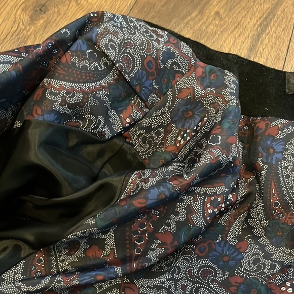 Alorna 100% woollong black coat with shoulder pads - Picture 12 of 14